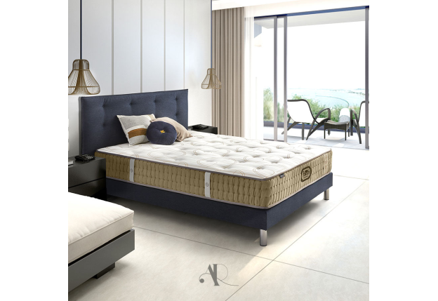 matelas-ressorts-week-en-a-amsterdam-palace-hotel-andre-renault